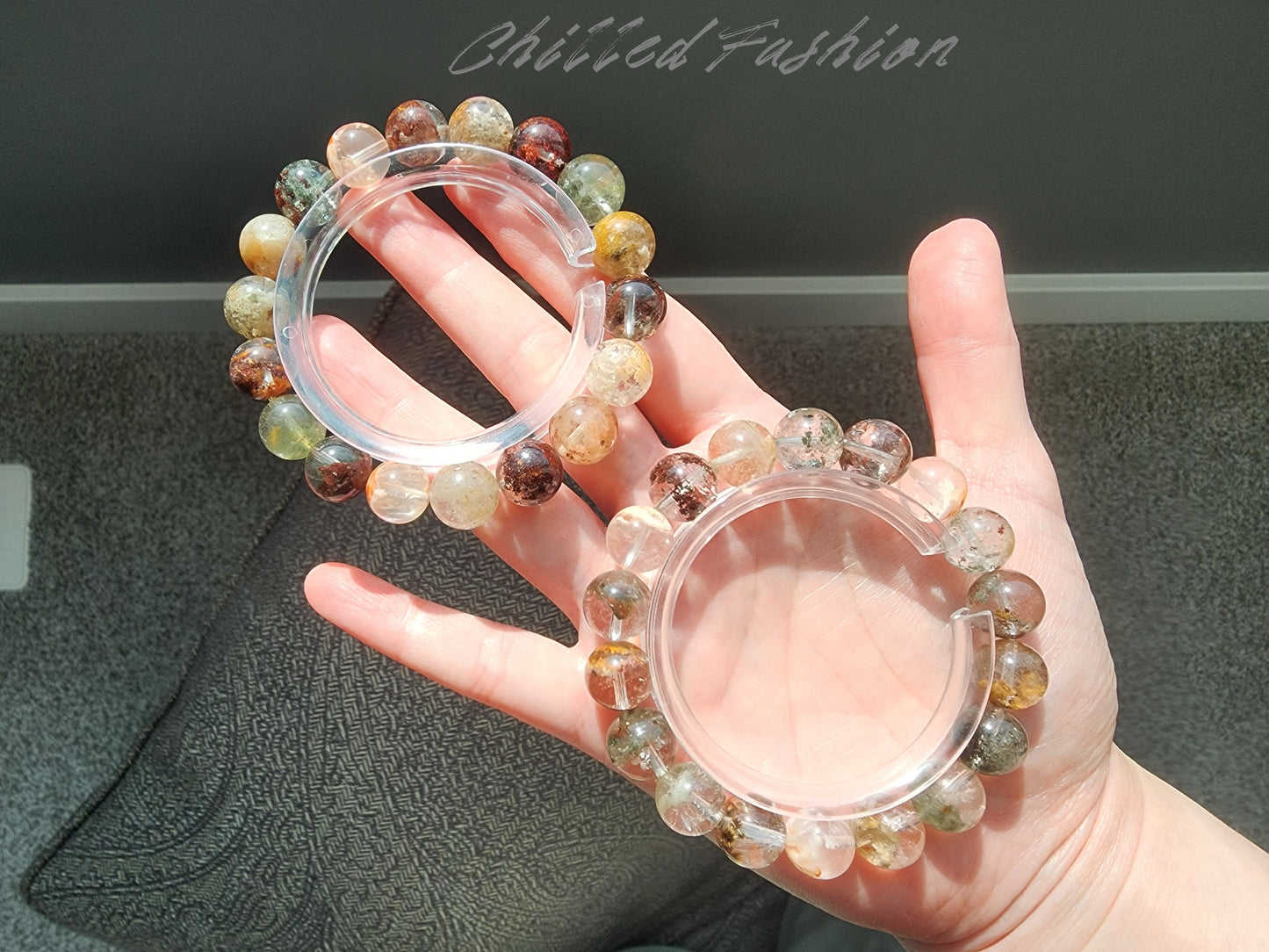 [Bracelet] 11mm Multi-Colored Phantom Quartz Bracelet