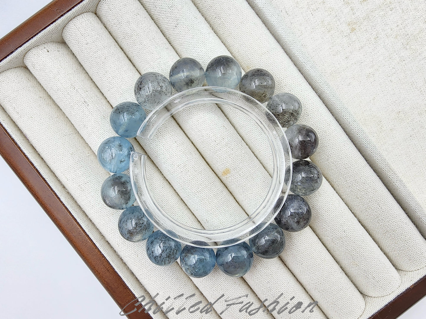 [Bracelet] 13mm Sparkling Aquamarine Bracelet