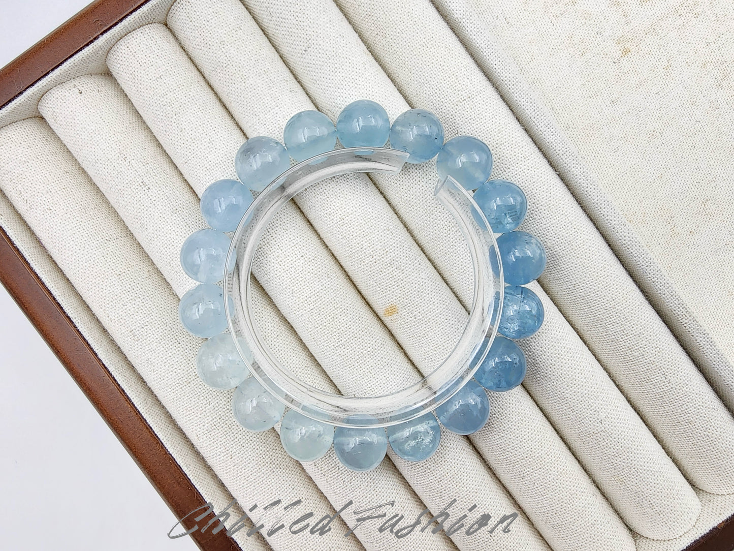 [Bracelet] 11mm Gradient Aquamarine Bracelet