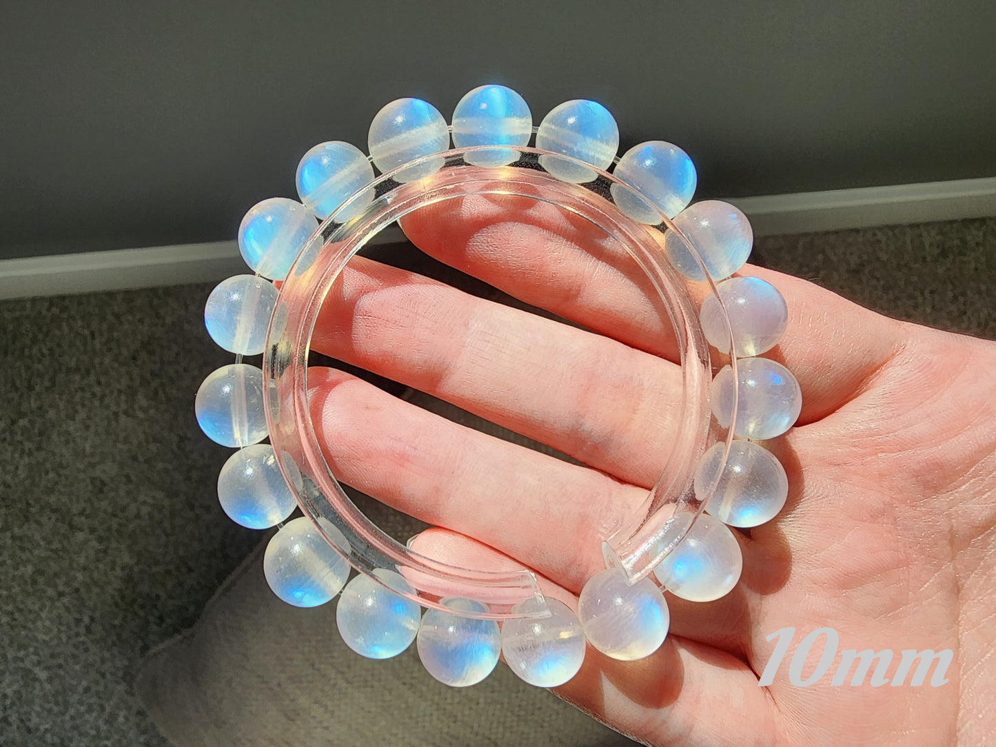 [Bracelet] Elegant Blue Moonstone Bracelet