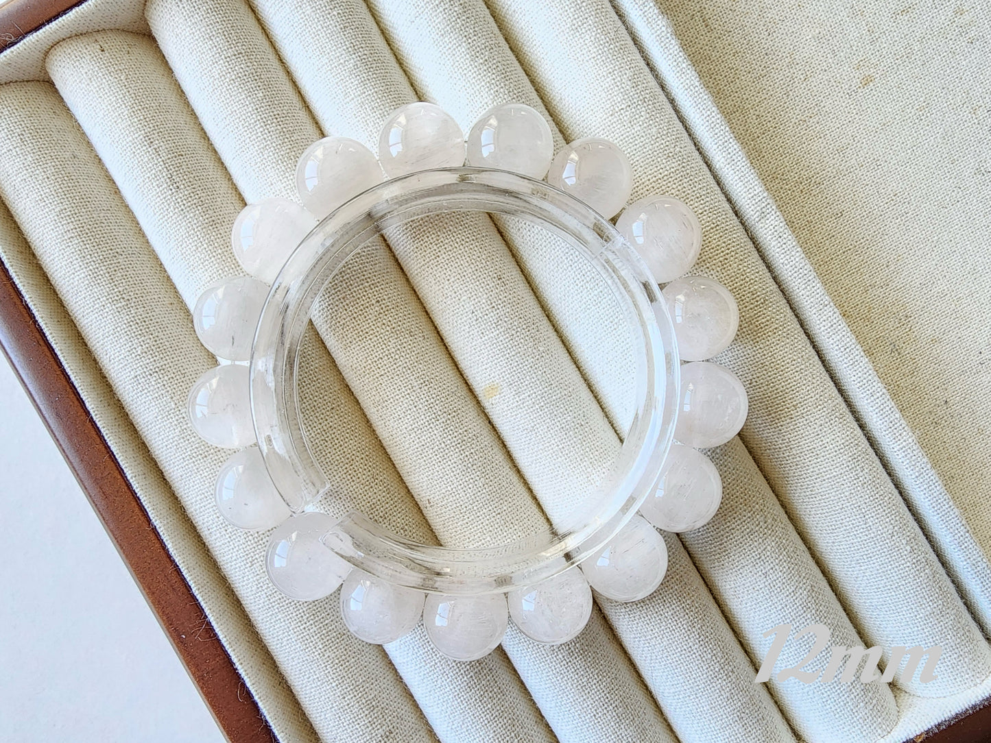 [Bracelet] Natural White Rabbit Hair Quartz Bracelet