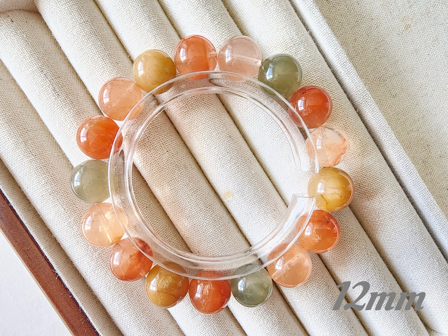 [Bracelet] Colorful Rabbit Hair Quartz Bracelet - A Radiant Trio of Happiness, Prosperity, and Longevity 福禄寿兔毛