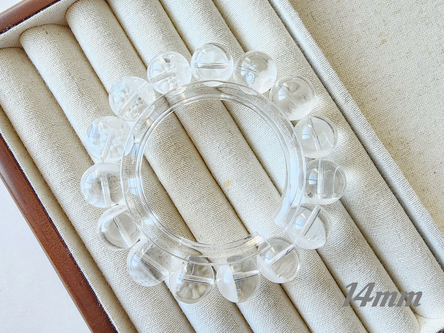 [Bracelet] Natural White Rabbit Hair Phantom Quartz Bracelet