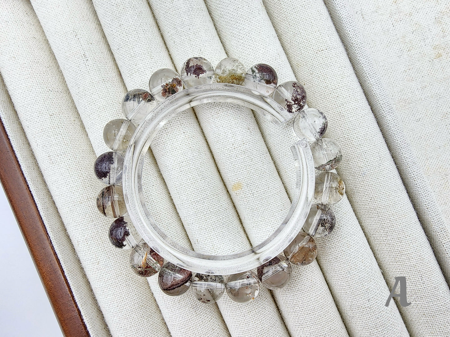 [Bracelet] 9mm Multi-Tone Phantom Quartz Bracelet