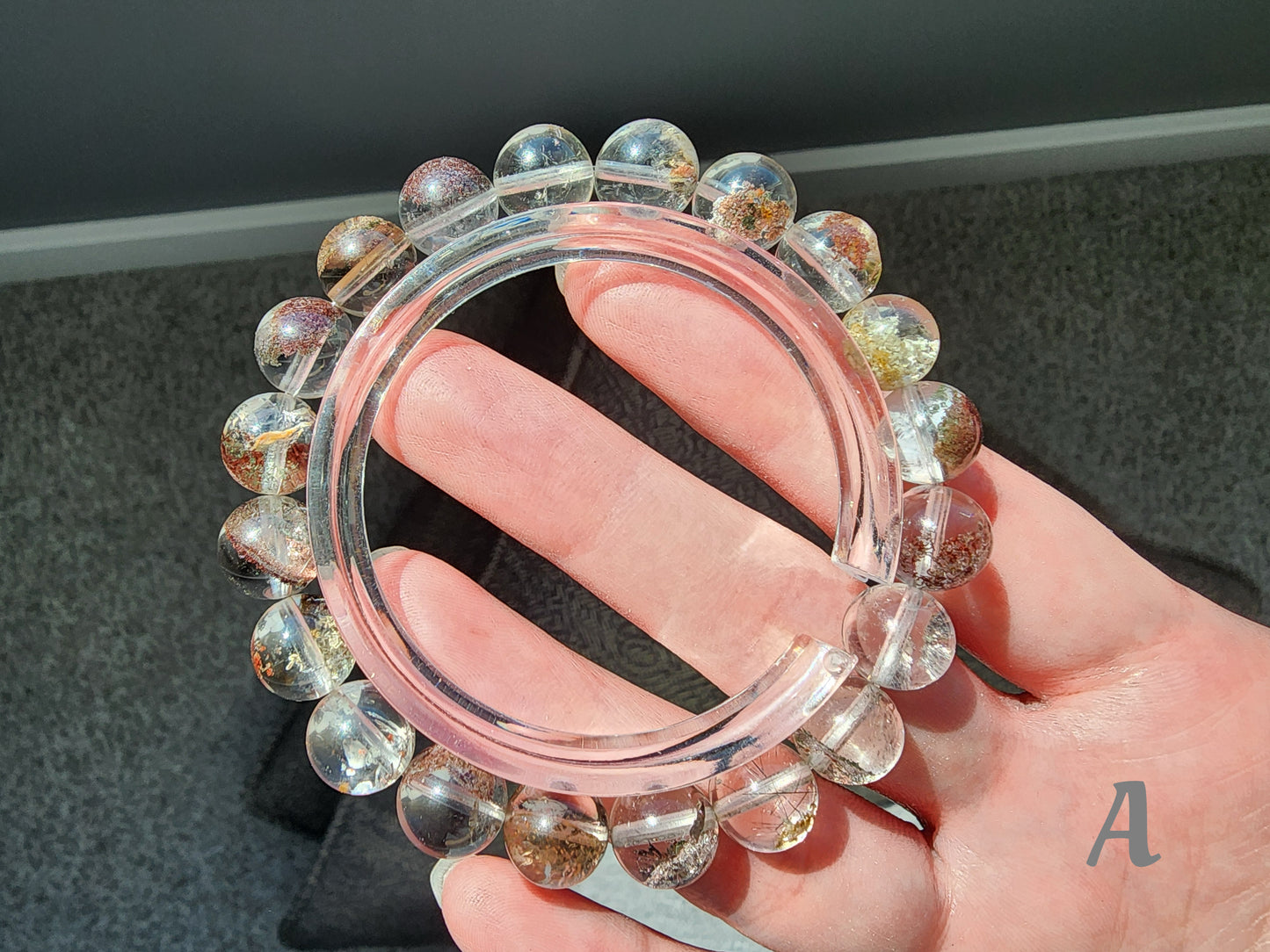 [Bracelet] 9mm Multi-Tone Phantom Quartz Bracelet