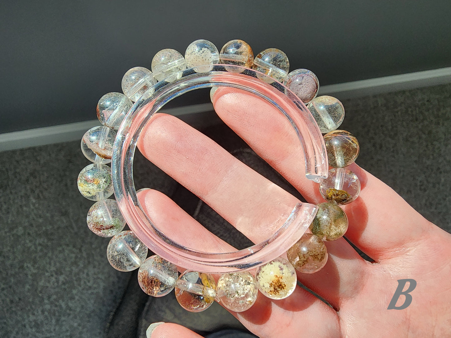[Bracelet] 9mm Multi-Tone Phantom Quartz Bracelet