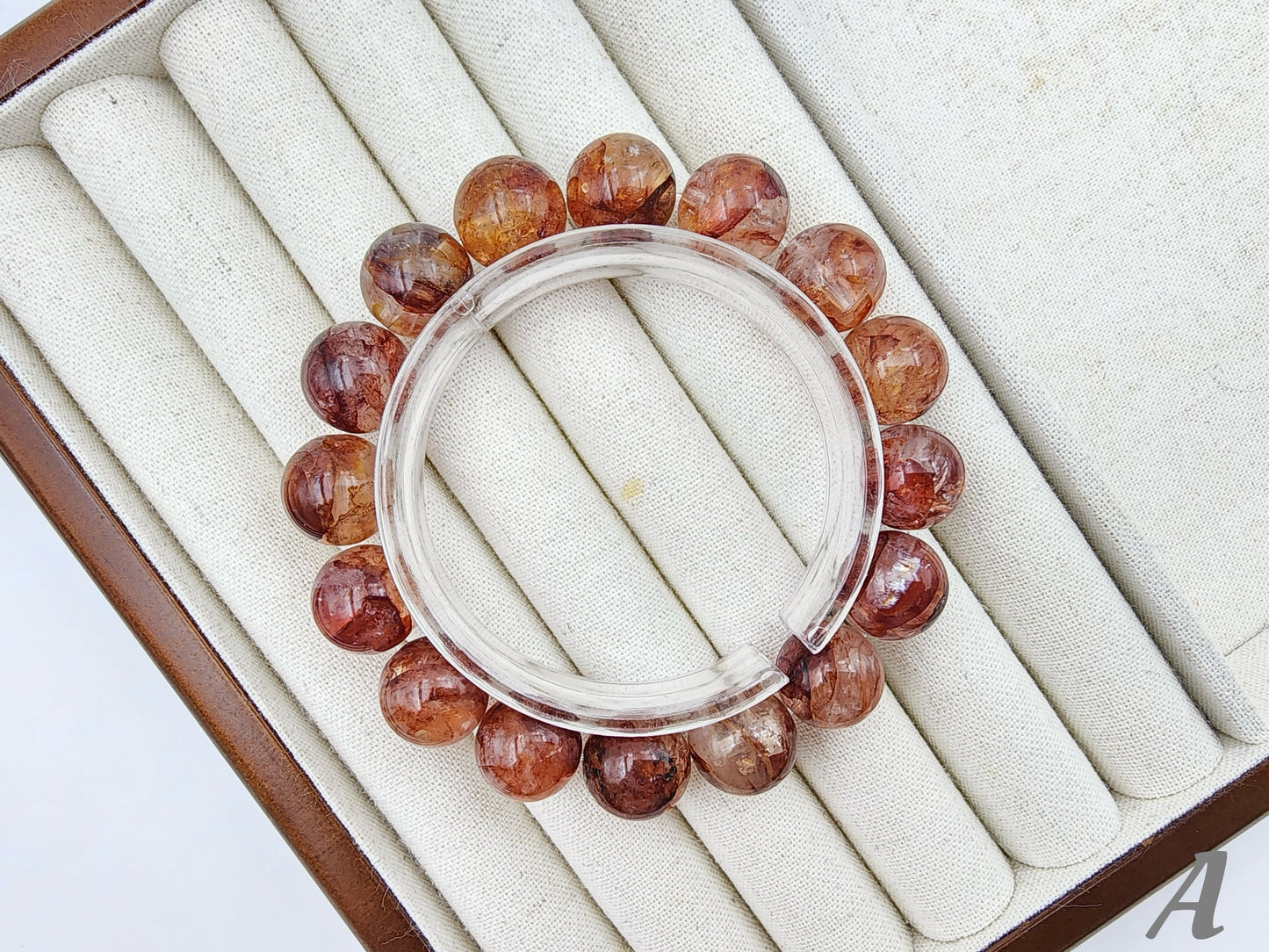 [Bracelet] Elegant 13mm Red Hematoid Quartz 红胶花 Bracelet - Healing Crystal Jewelry