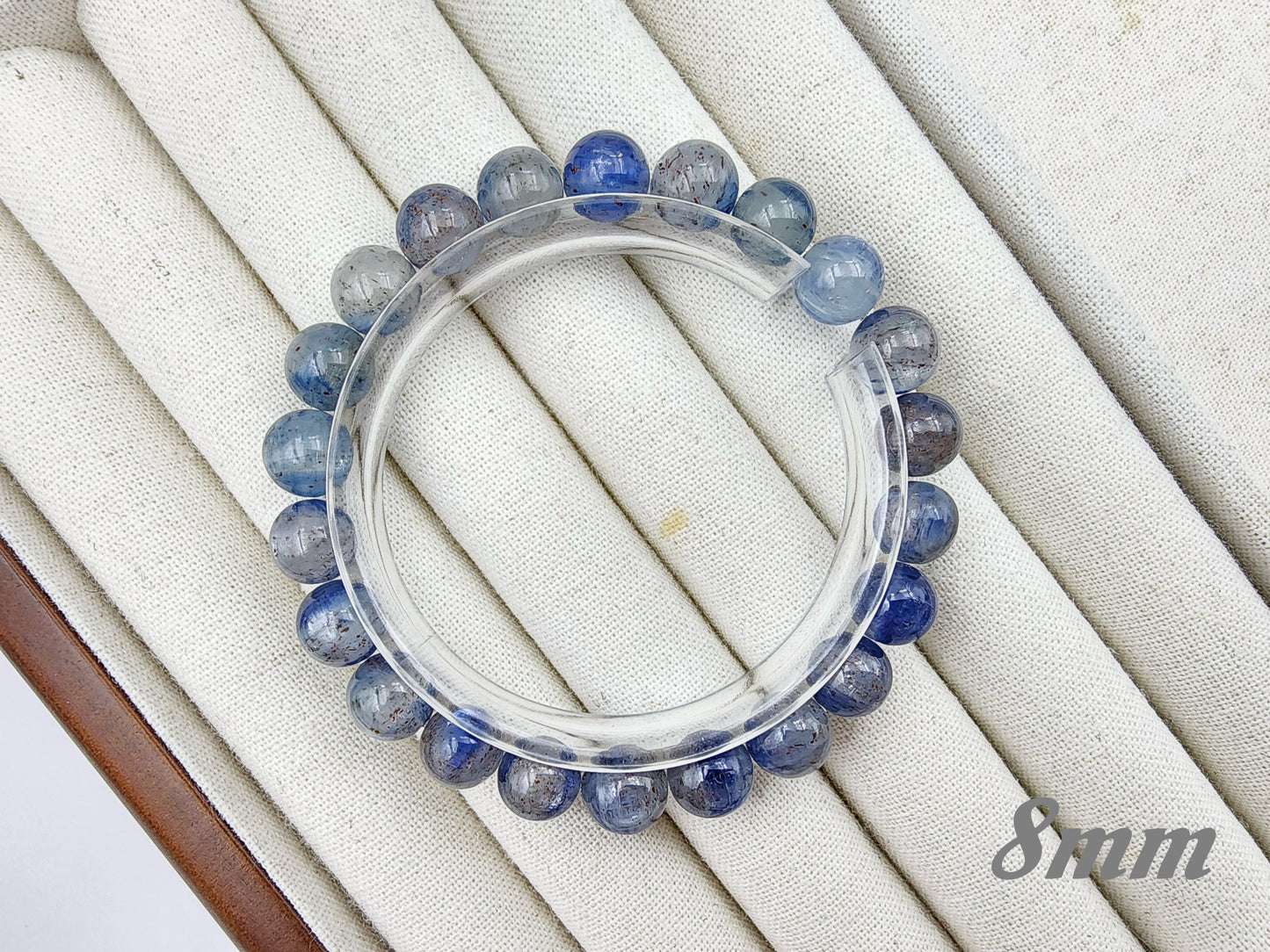 [Bracelet] Kyanite Bracelet with Shimmery Golden Sunstone