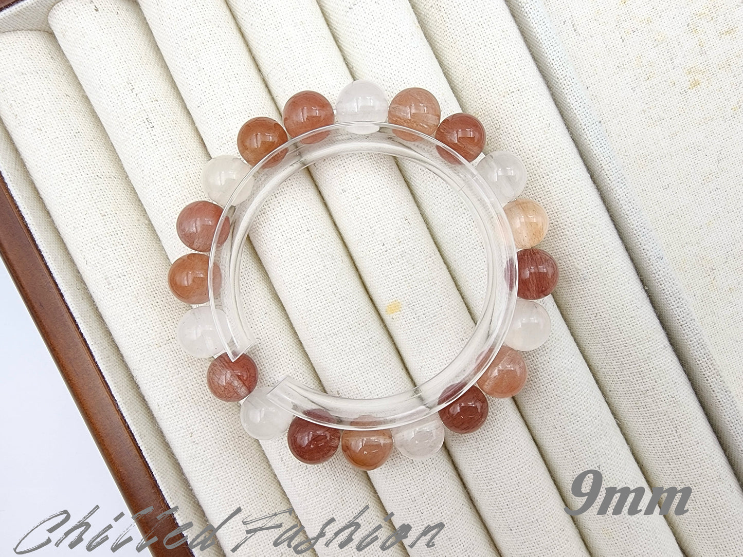 [Bracelet] Radiant Rabbit Hair Quartz 兔毛: A Symphony of Sunlit Strands