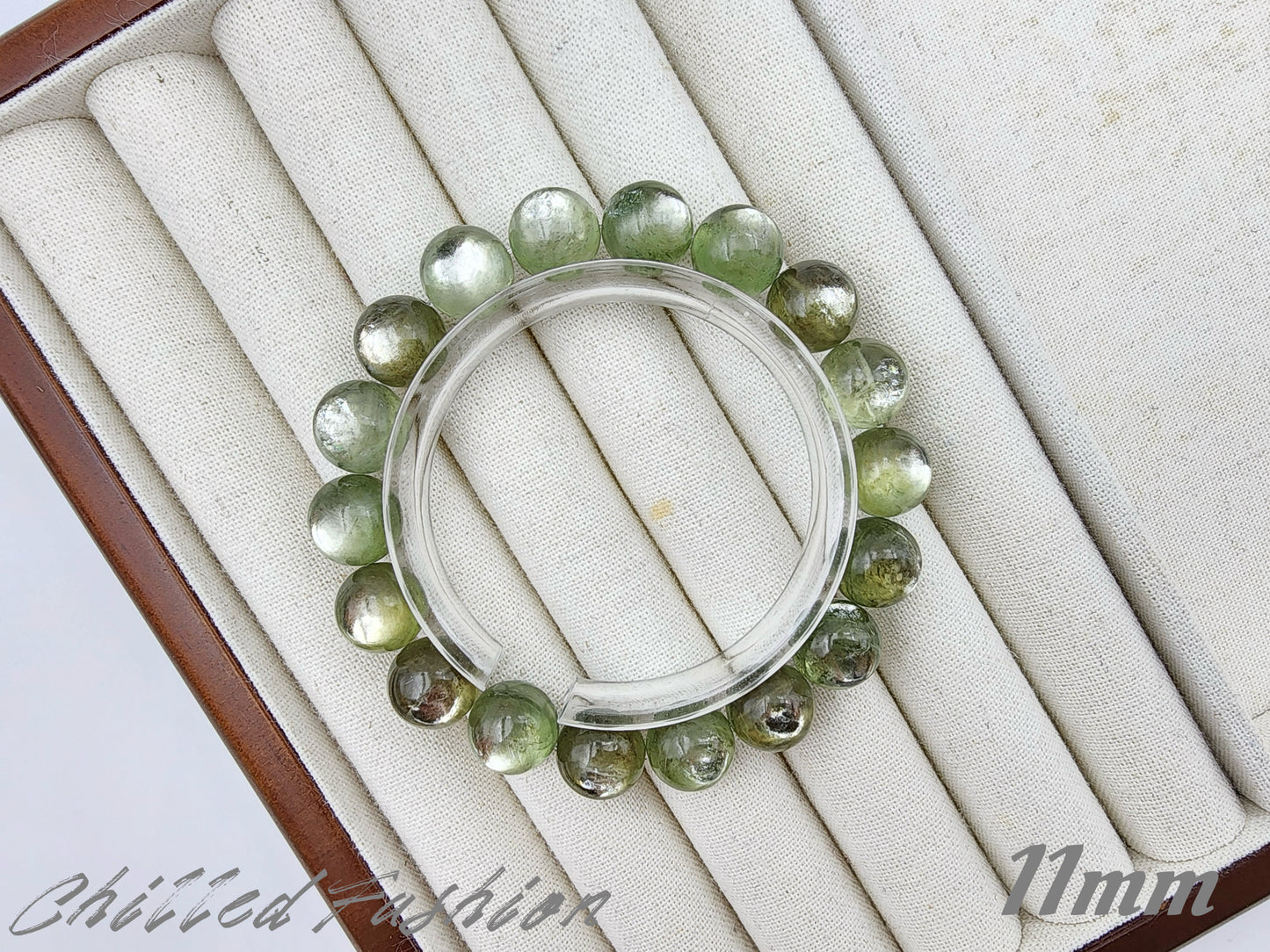 [Bracelet] Elegant Harmony: Handcrafted Green Lithium Mica 绿锂云母 Bead Bracelet