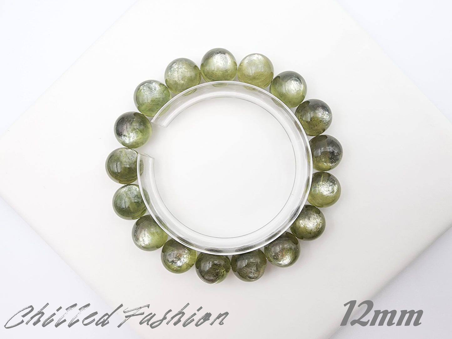 [Bracelet] Elegant Harmony: Handcrafted Green Lithium Mica 绿锂云母 Bead Bracelet
