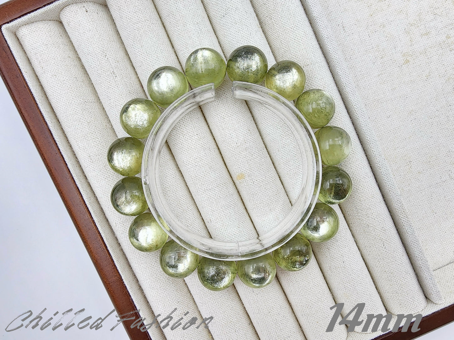 [Bracelet] Elegant Harmony: Handcrafted Green Lithium Mica 绿锂云母 Bead Bracelet