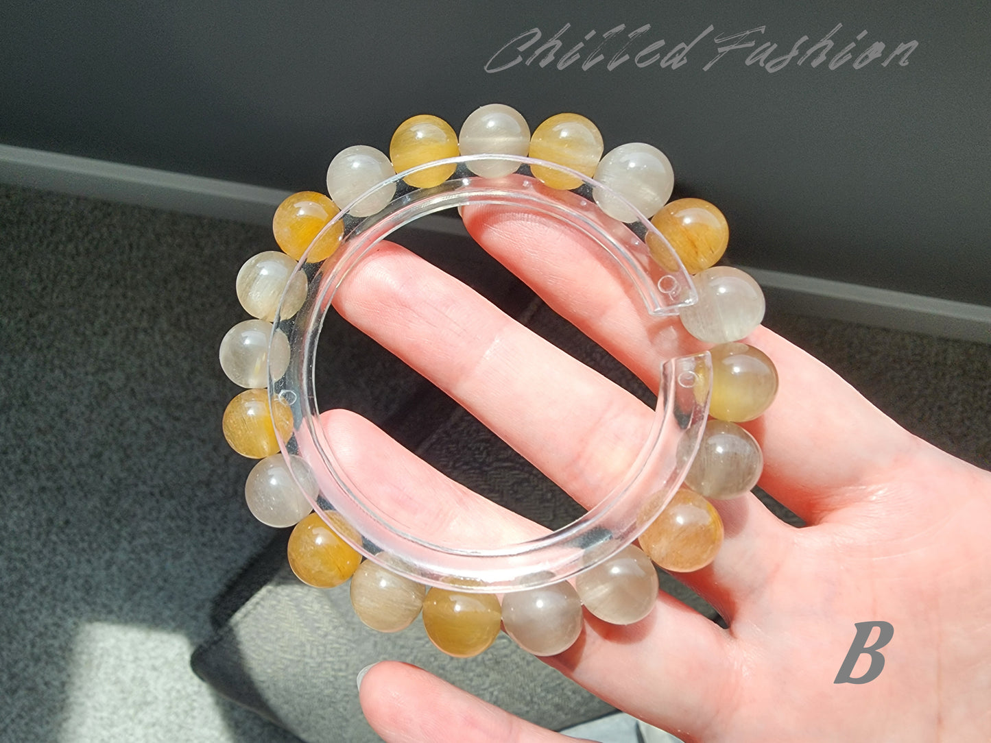 [Bracelet] 10mm Gray-Yellow Rabbit Hair Quartz