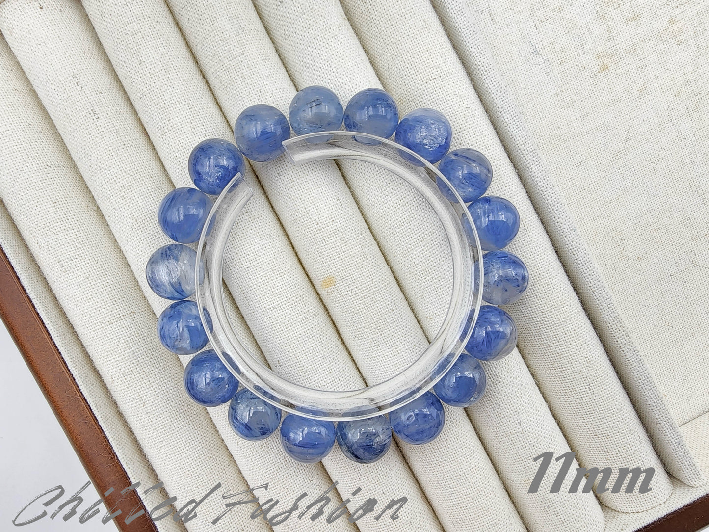 [Bracelet] Natural Kyanite Gemstone Bracelet: Tranquility & Self-Expression