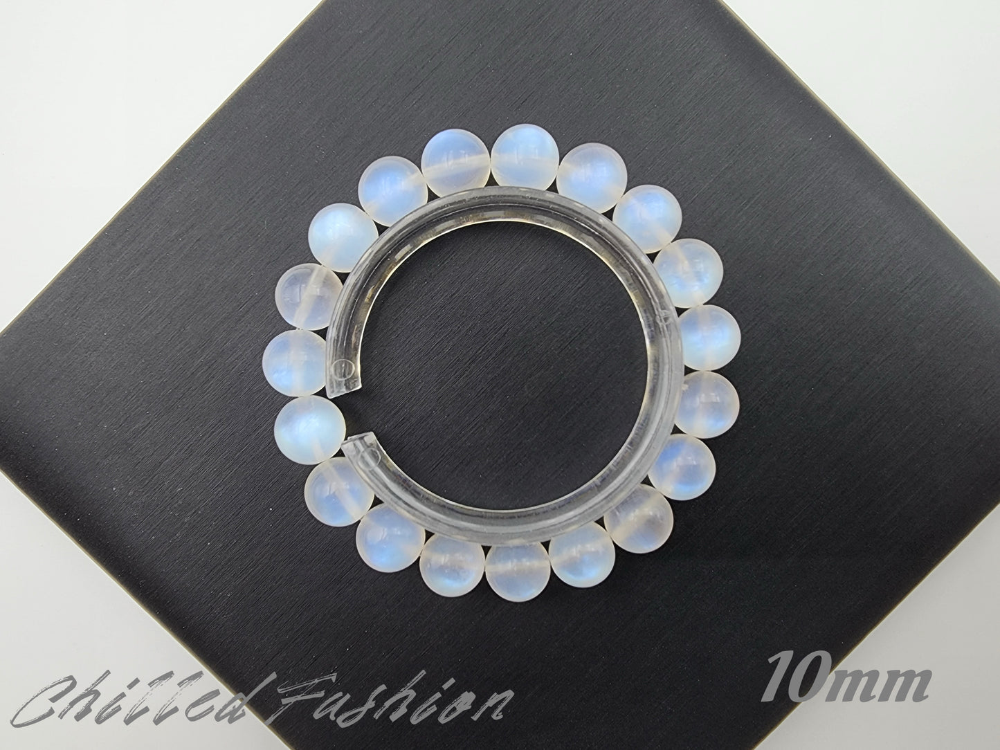 [Bracelet] Elegant Blue Moonstone Bracelet