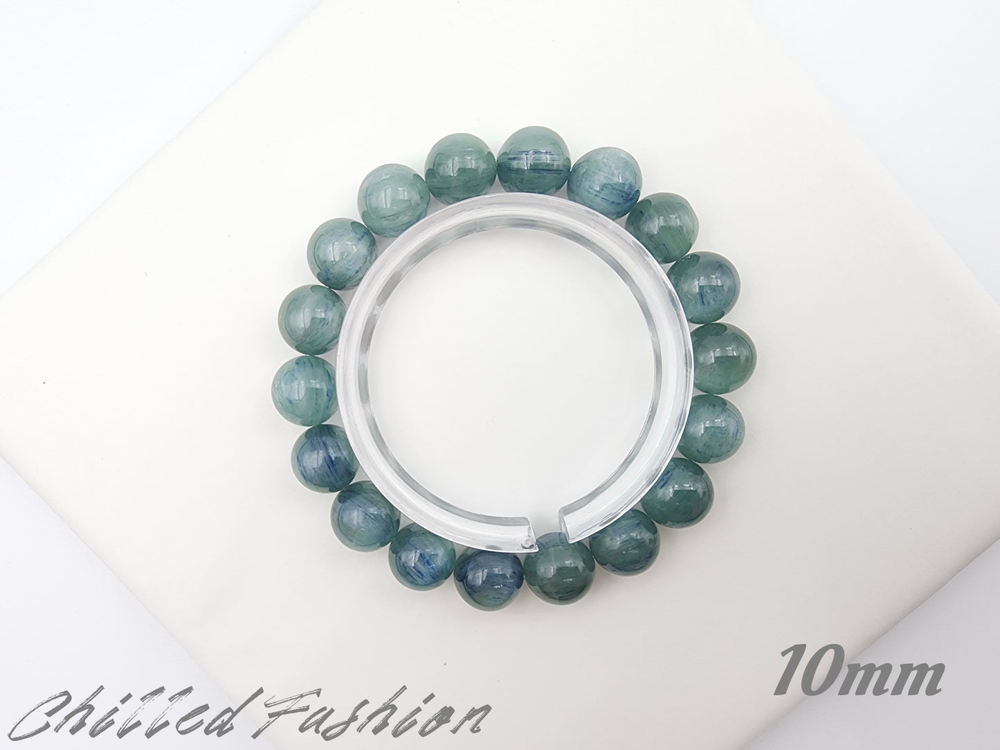 [Bracelet] Elegant Blue-Green Kyanite 蓝绿晶 Gemstone Bracelet - A Touch of Nature’s Beauty