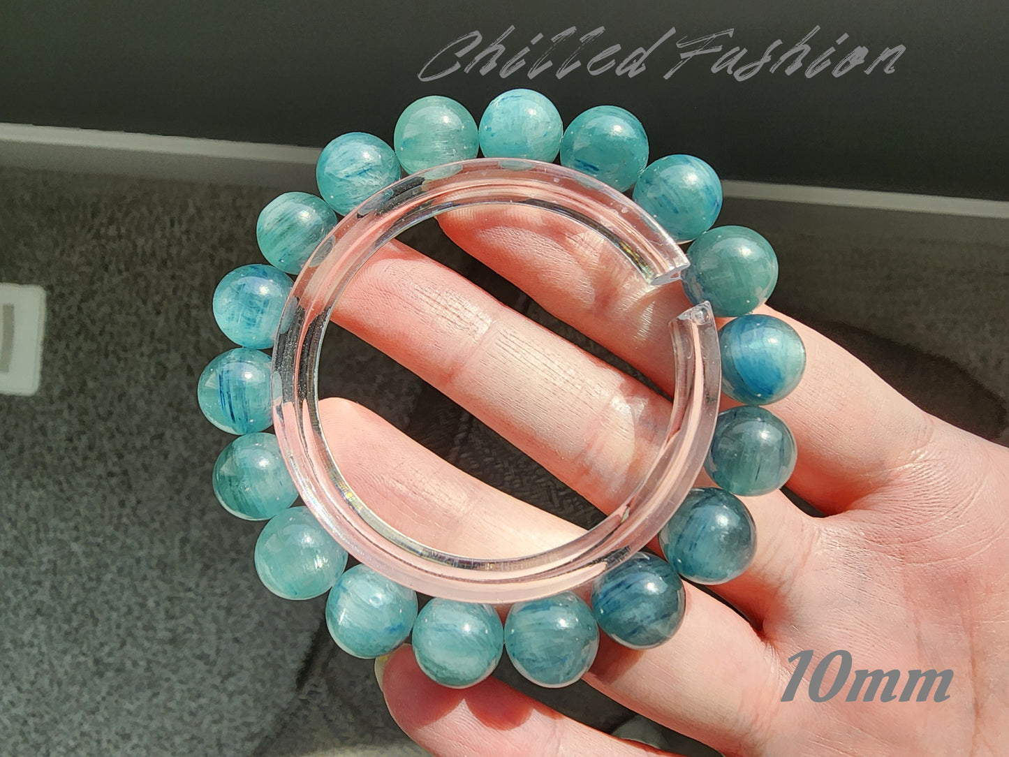 [Bracelet] Elegant Blue-Green Kyanite 蓝绿晶 Gemstone Bracelet - A Touch of Nature’s Beauty