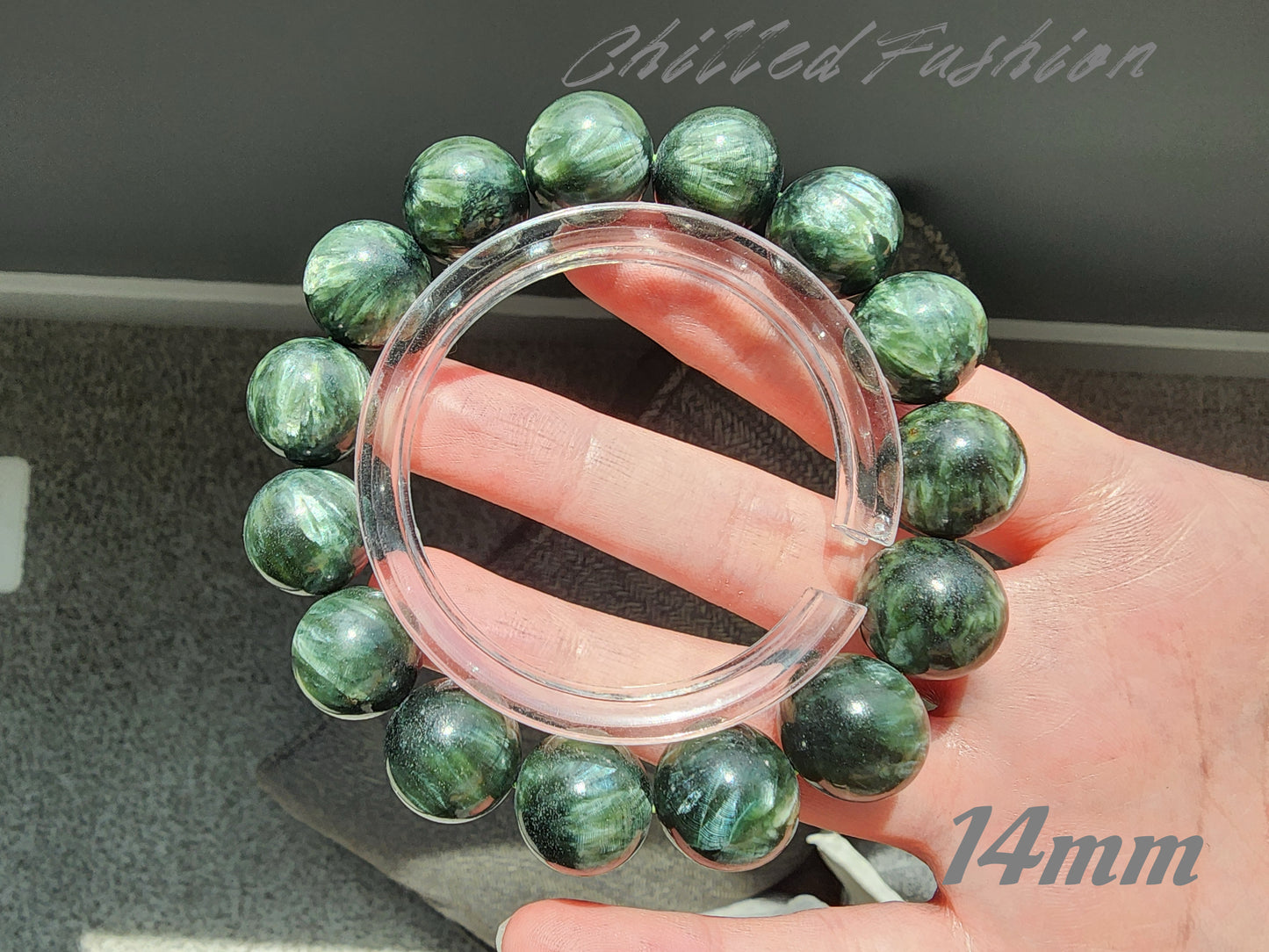 [Bracelet] Genuine Seraphinite 绿龙晶 Gemstone Bracelet: Earth's Energy on Your Wrist