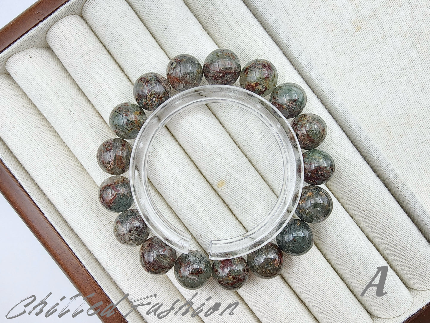 [Bracelet] 12mm Forest Ember Phantom Quartz Bracelet