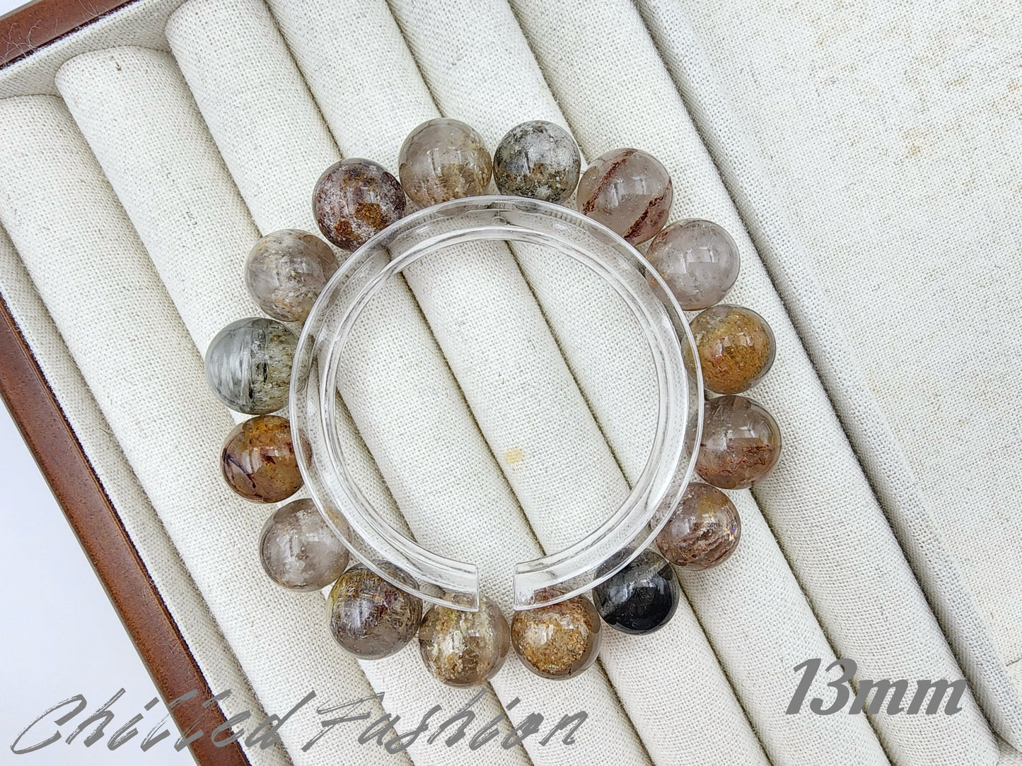 [Bracelet] Natural Phantom Quartz with Rutile – Grounding Crystal Beaded Bracelet