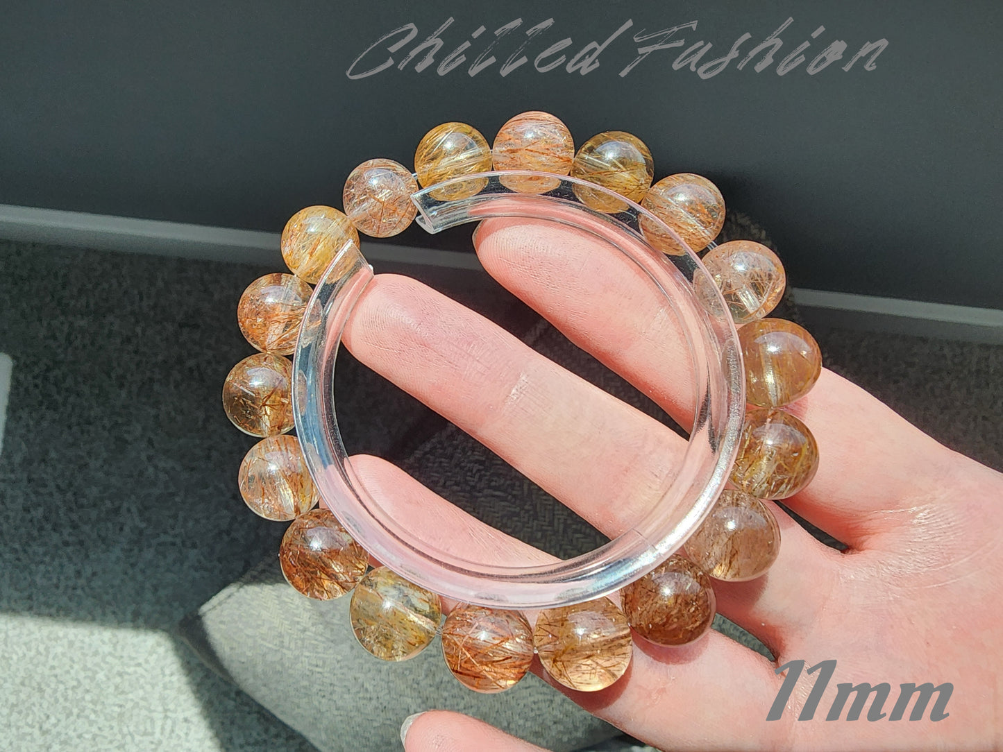 [Bracelet] Rutilate Style Tourmalinated Quartz Bracelet – Natural Multitone Tourmaline Threads