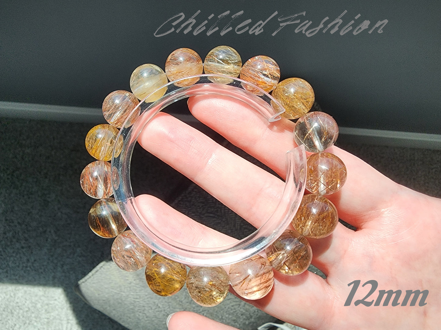 [Bracelet] Rutilate Style Tourmalinated Quartz Bracelet – Natural Multitone Tourmaline Threads