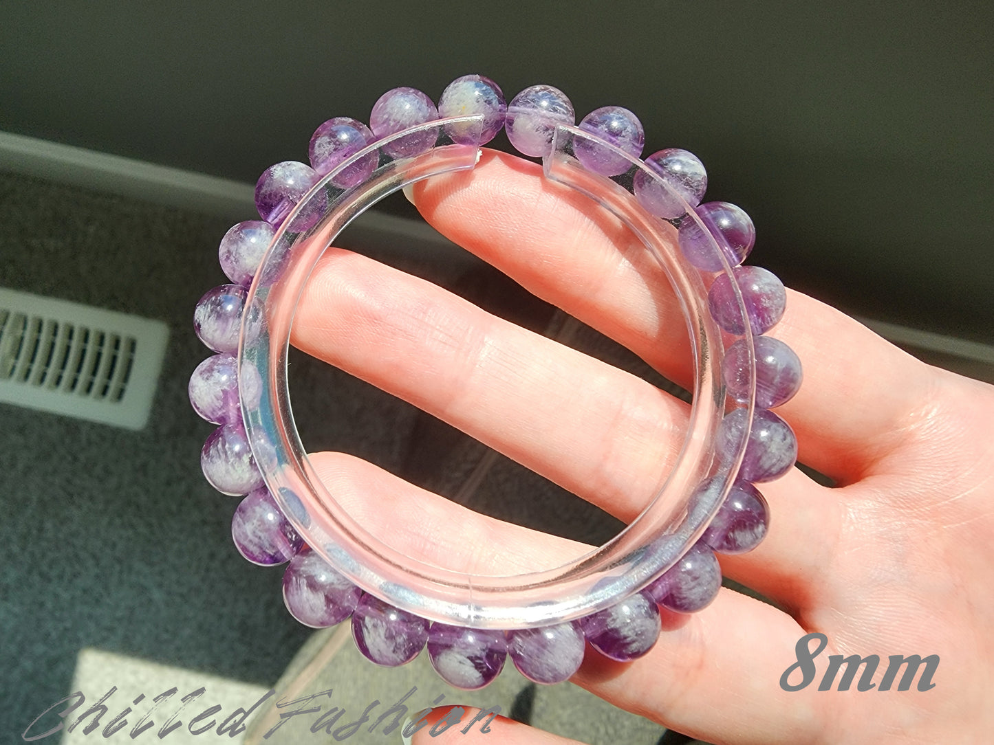 [Bracelet] Natural Amethyst Bracelet with Snow Feather Inclusions