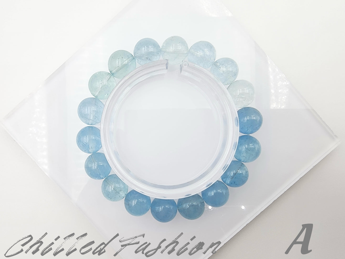 [Bracelet] Natural 10mm Aquamarine Bracelet with Gradient Blue Round Beads