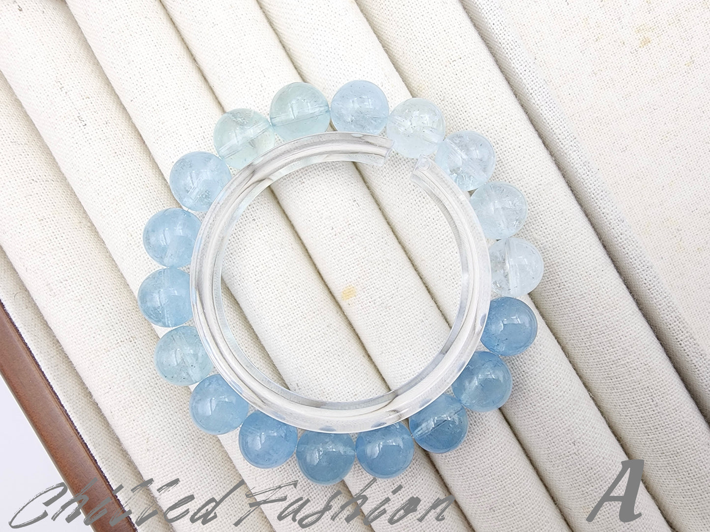 [Bracelet] Natural 10mm Aquamarine Bracelet with Gradient Blue Round Beads