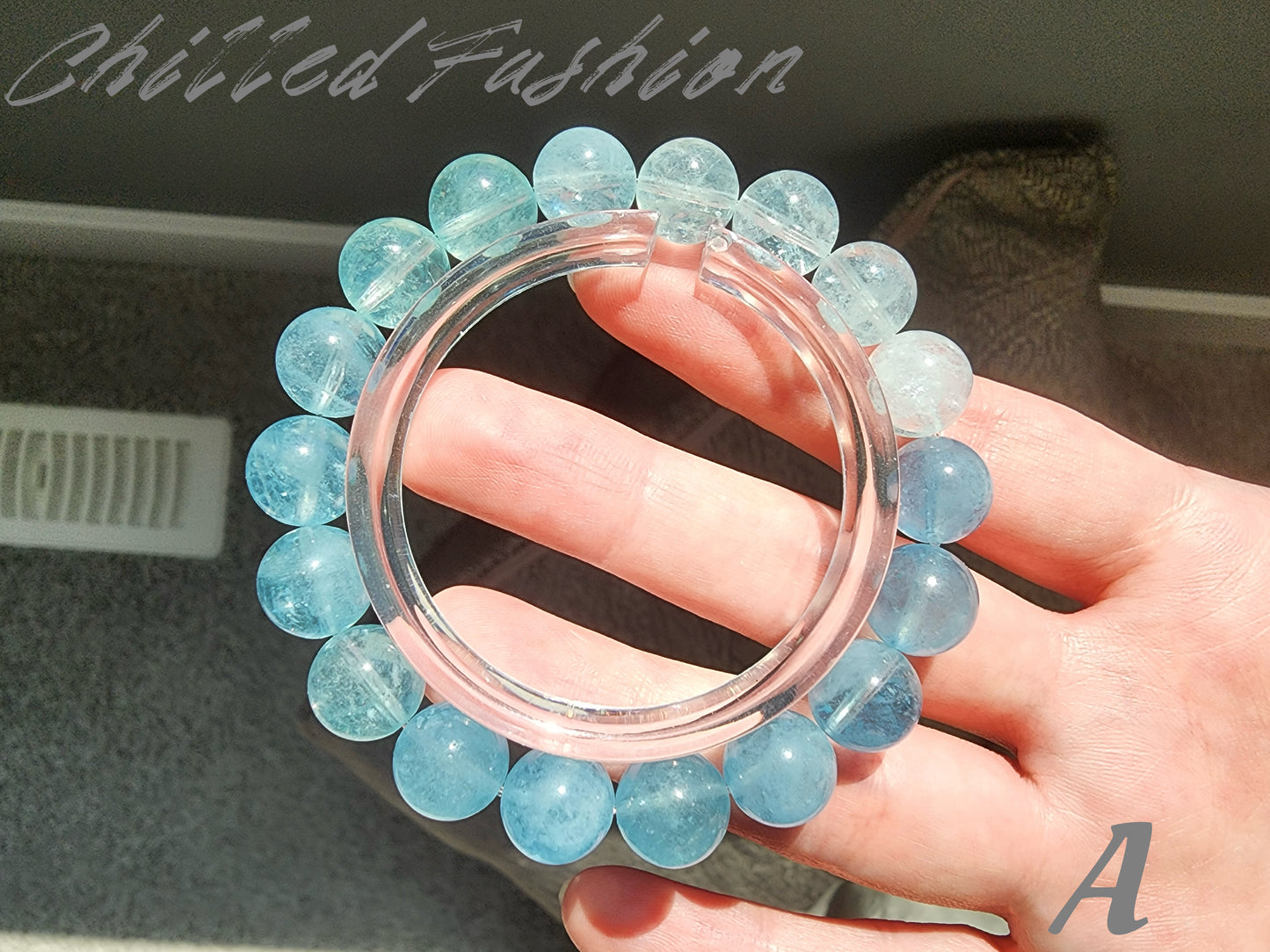 [Bracelet] Natural 10mm Aquamarine Bracelet with Gradient Blue Round Beads