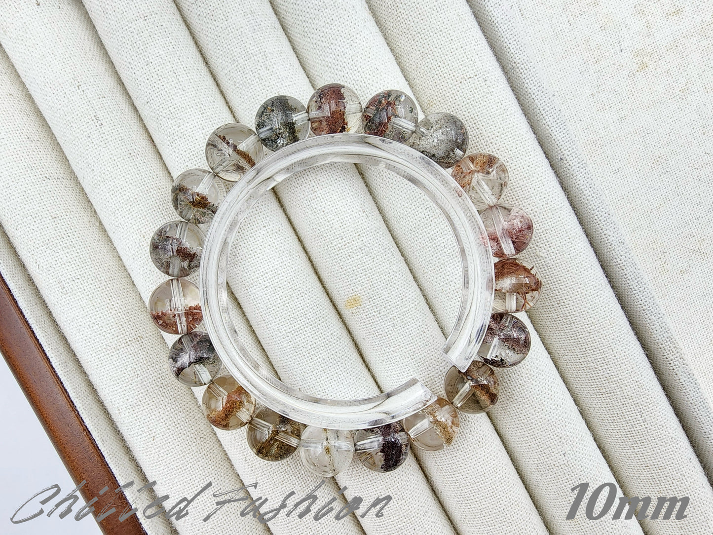 [Bracelet] Colorful Phantom Quartz Bracelet with Central Phantom Line