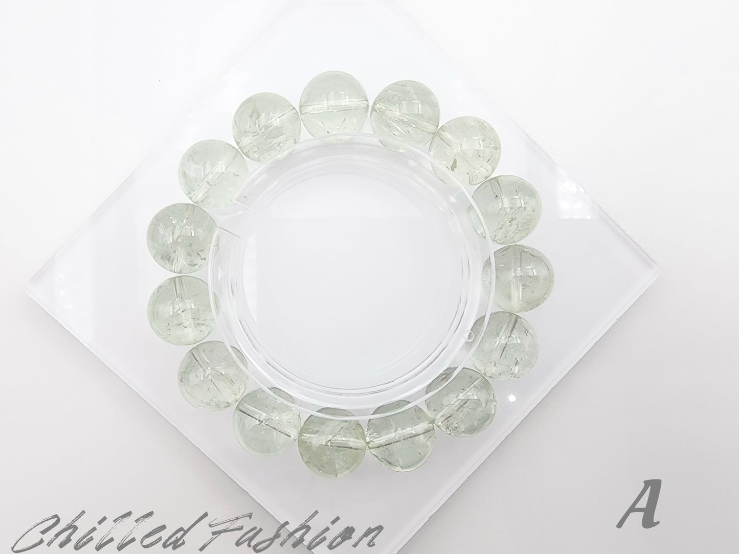 [Bracelet] Elegant 14mm Green Quartz Bracelet - Spiritual Power and Earth Connection