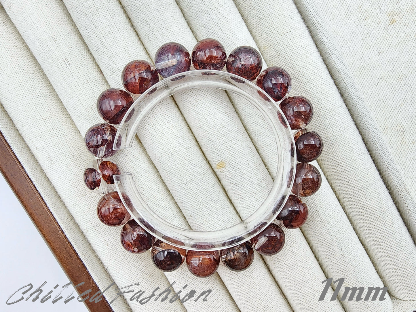 [Bracelet] Oxblood Red Hematoid Quartz 牛血红胶花 Beaded Bracelet