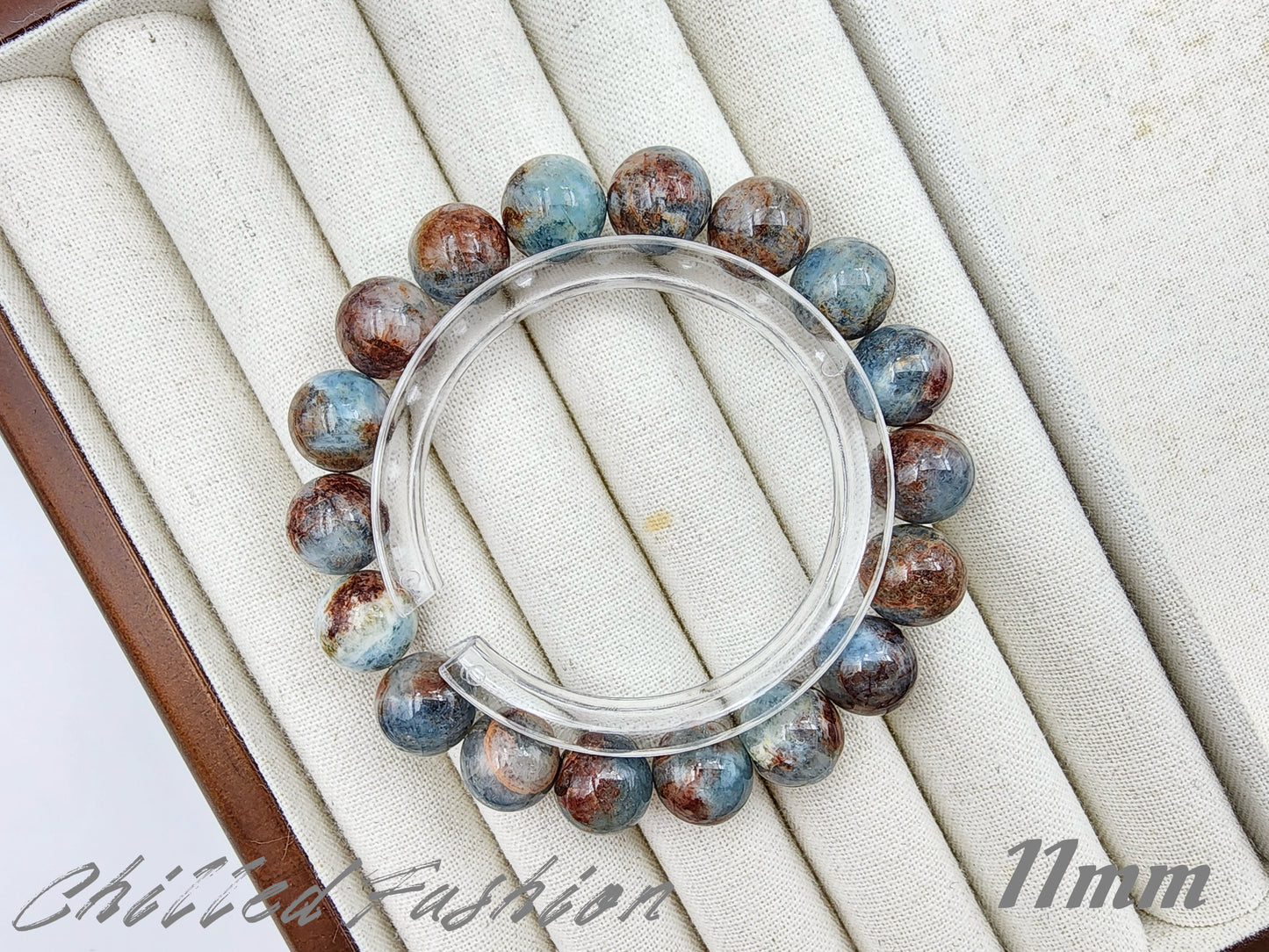 [Bracelet] Natural Island Aquamarine Bracelet with Unique Red Inclusions