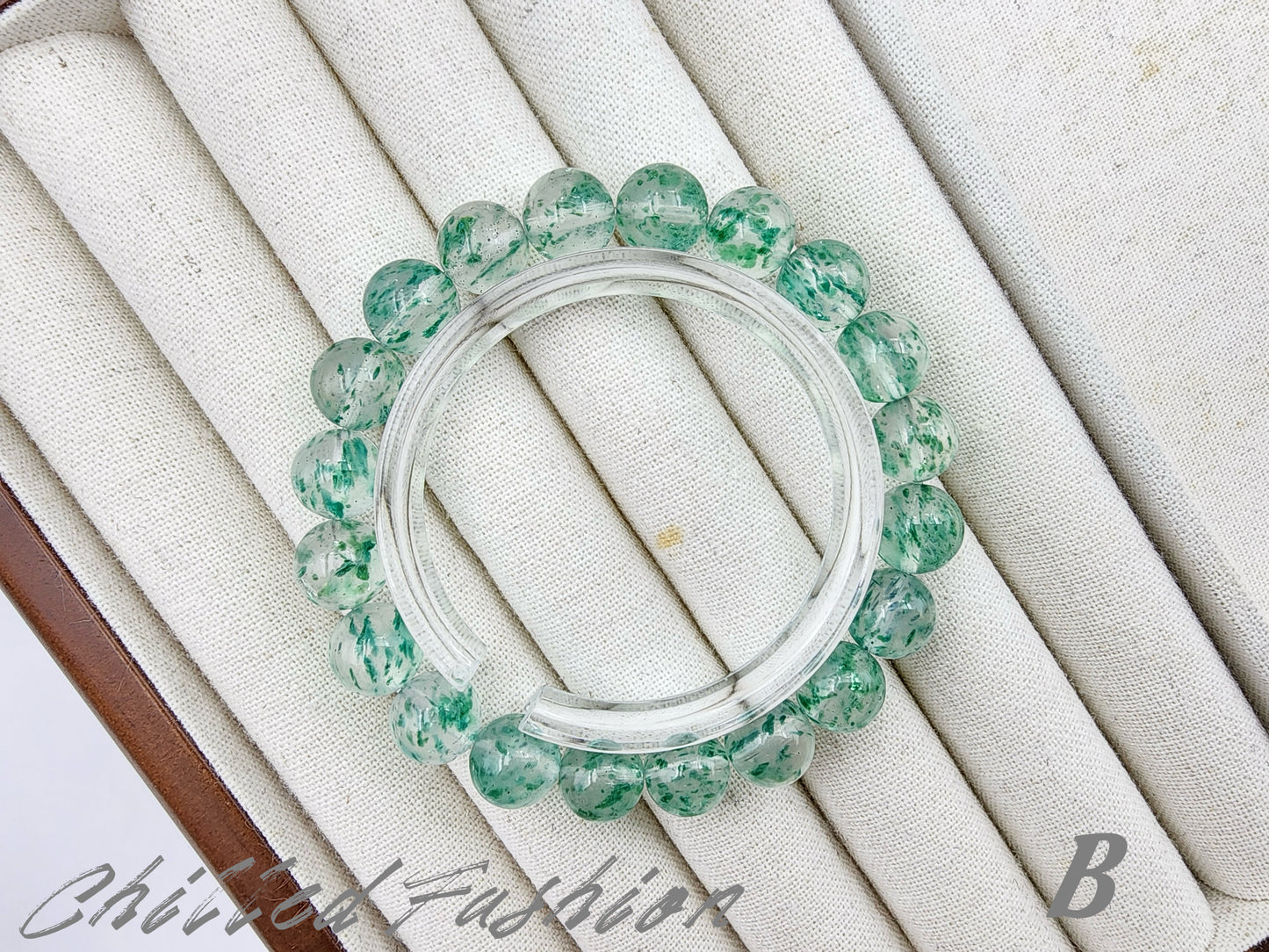 [Bracelet] 9mm Green Mica in Quartz Bracelet
