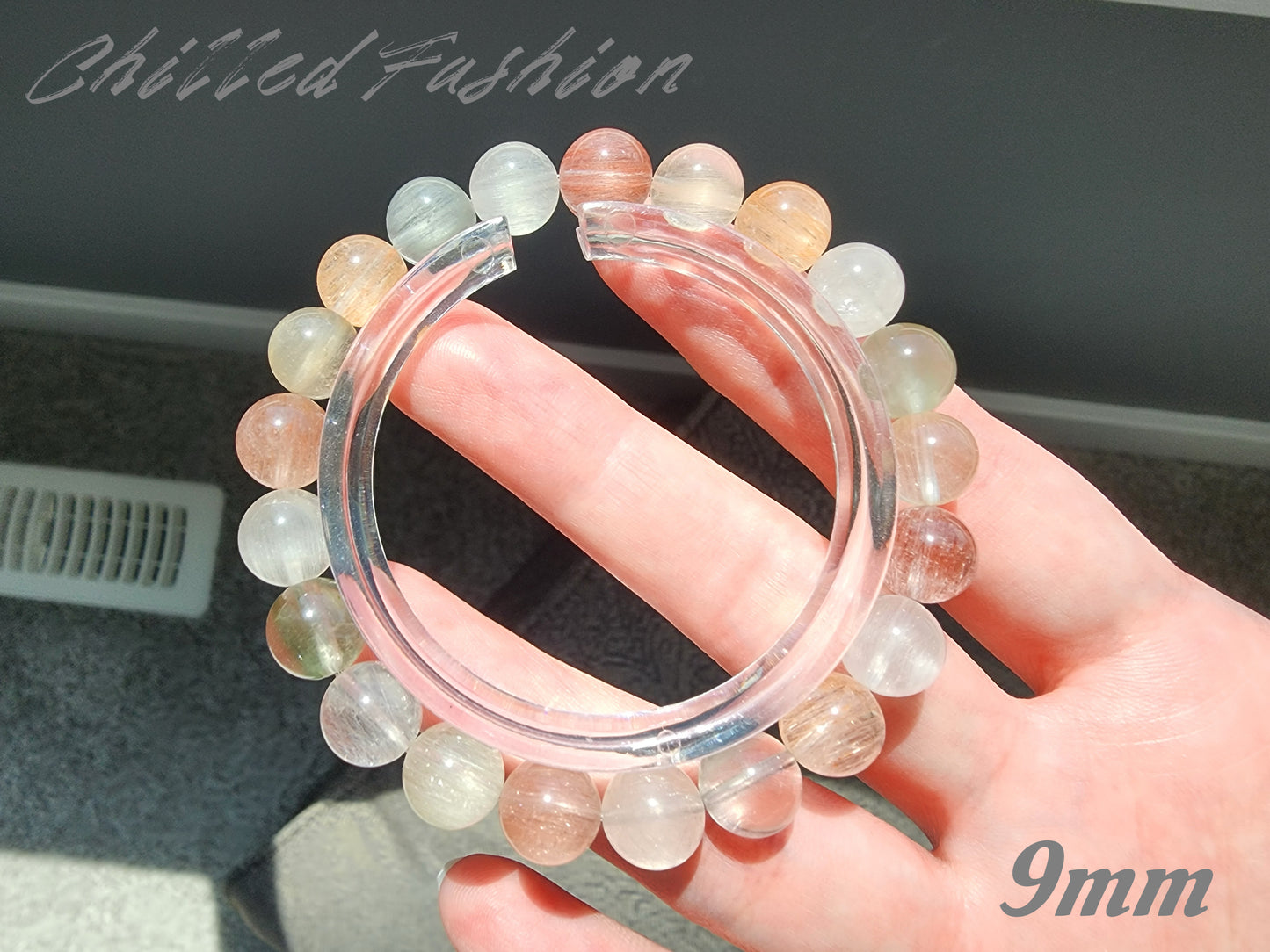 [Bracelet] Unique Rainbow Rabbit Hair Quartz Bracelet