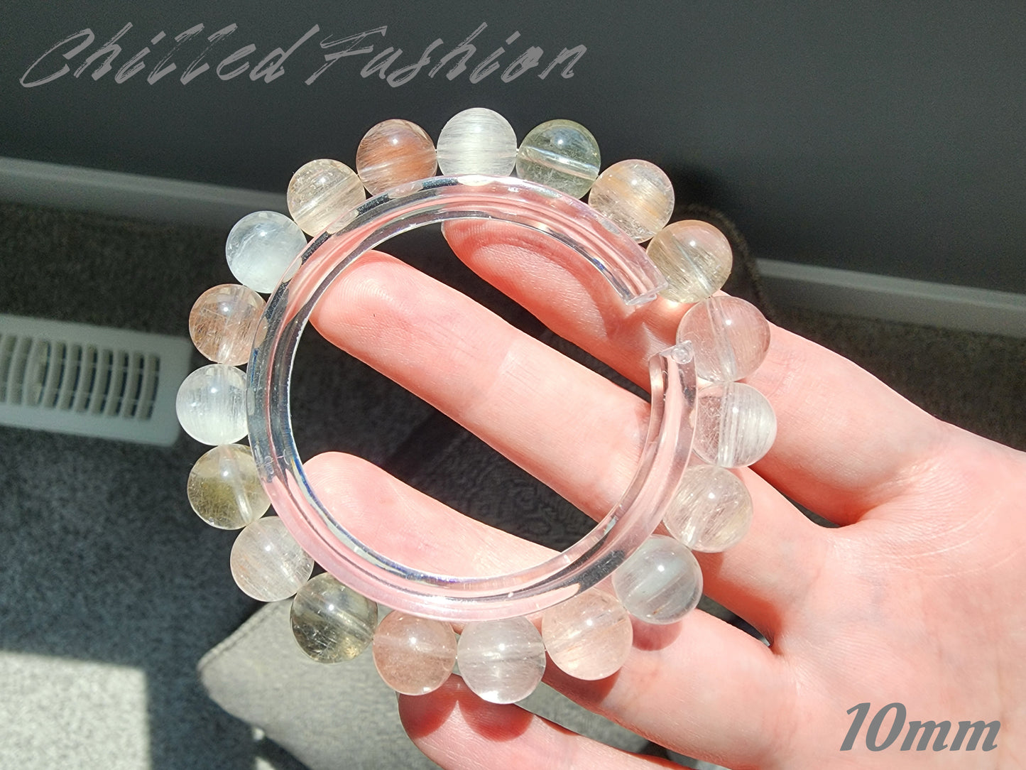 [Bracelet] Unique Rainbow Rabbit Hair Quartz Bracelet
