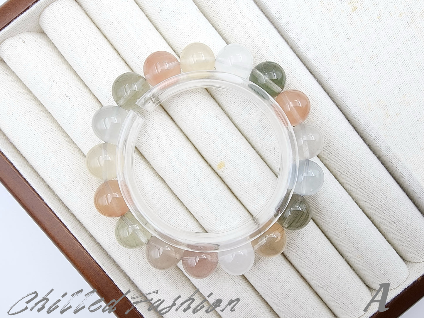 [Bracelet] 12mm Multicolor Rabbit Hair Quartz Bracelet