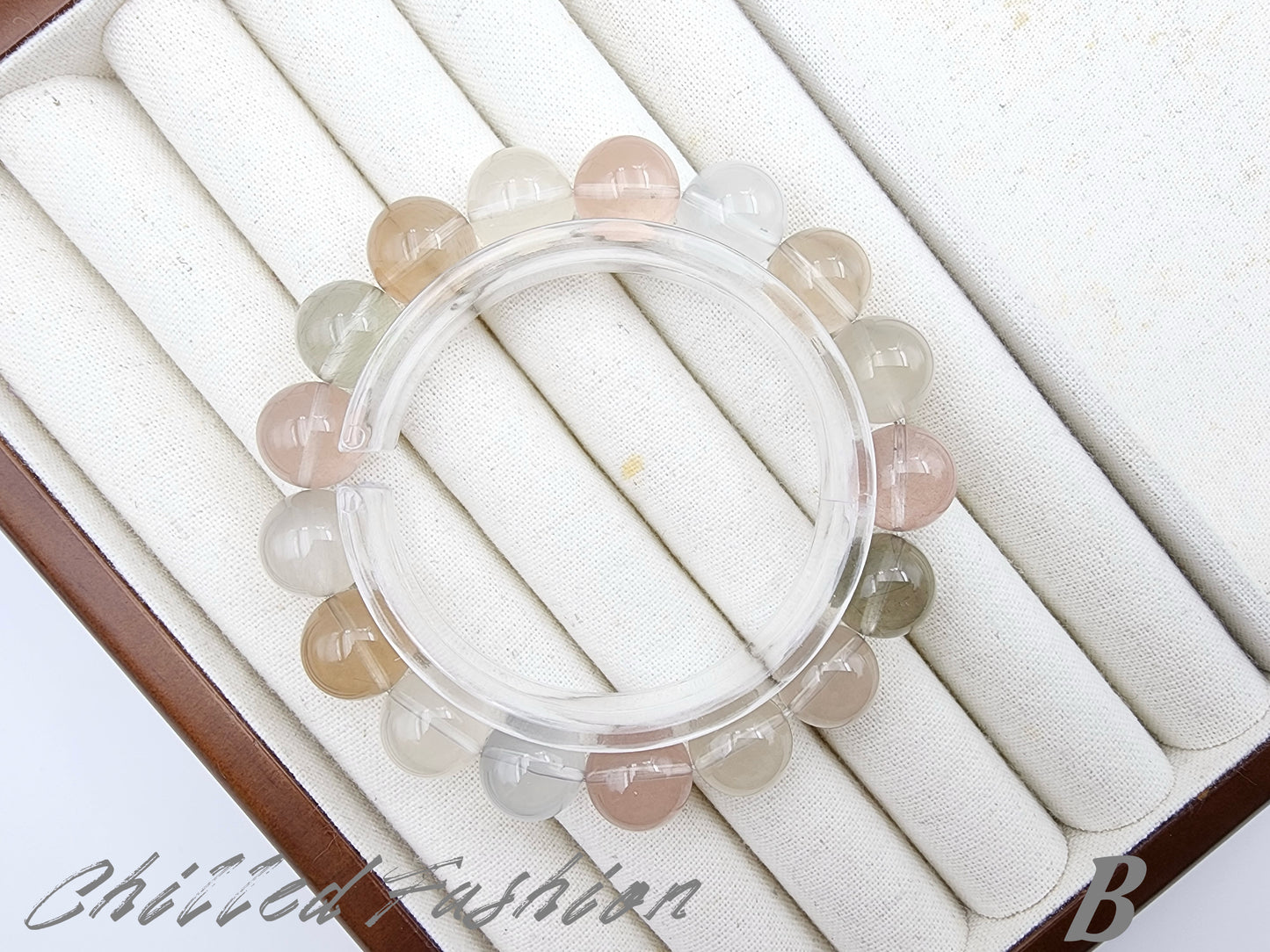 [Bracelet] 12mm Multicolor Rabbit Hair Quartz Bracelet