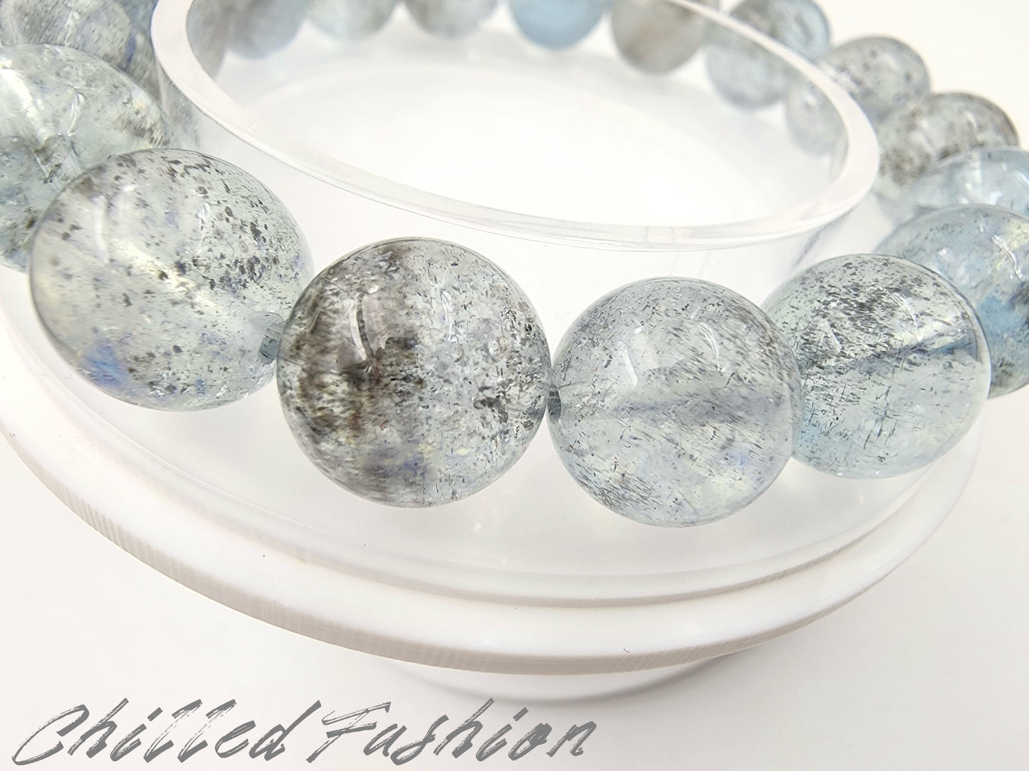 [Bracelet] 12mm Sparkling Aquamarine Bracelet with Natural Black Dots