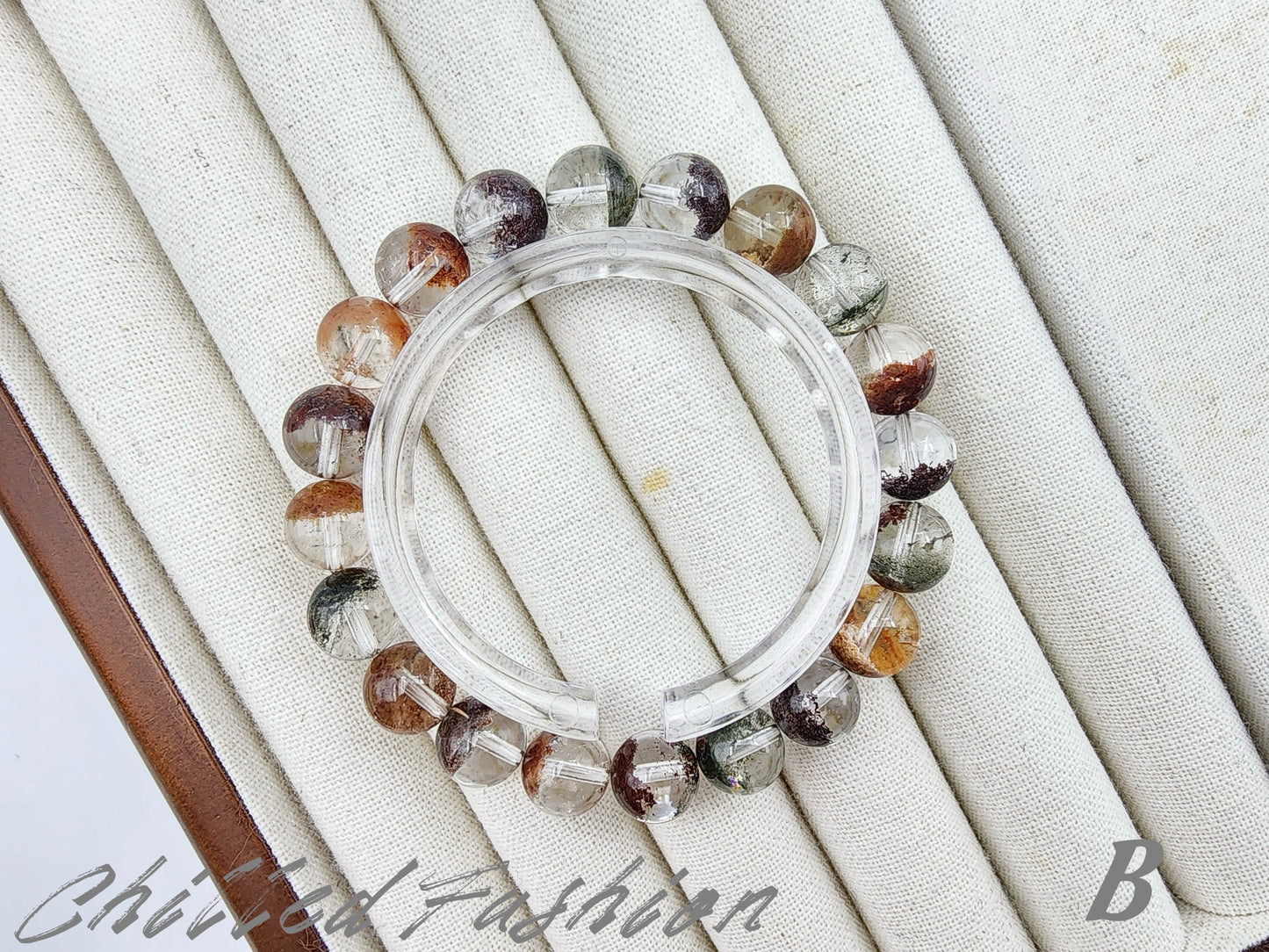 [Bracelet] 9mm Colorful Phantom Quartz Bracelet with Half Bowl Inclusions