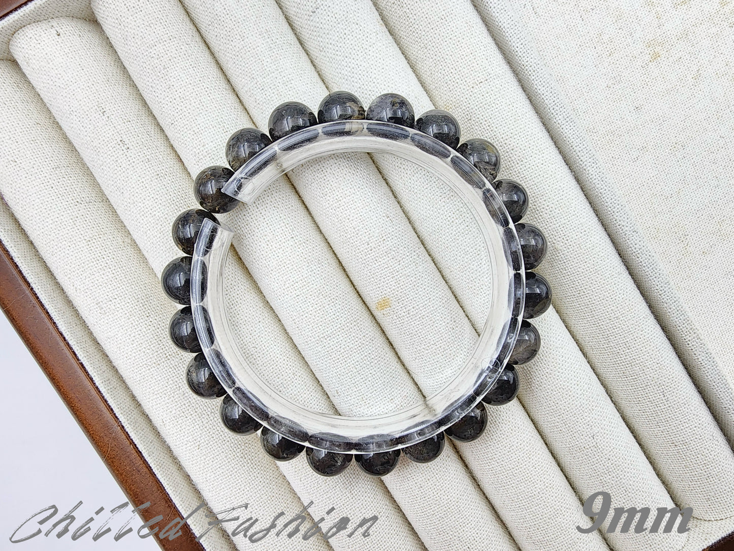 [Bracelet] Natural Black Feather Auralite 23 Bracelet