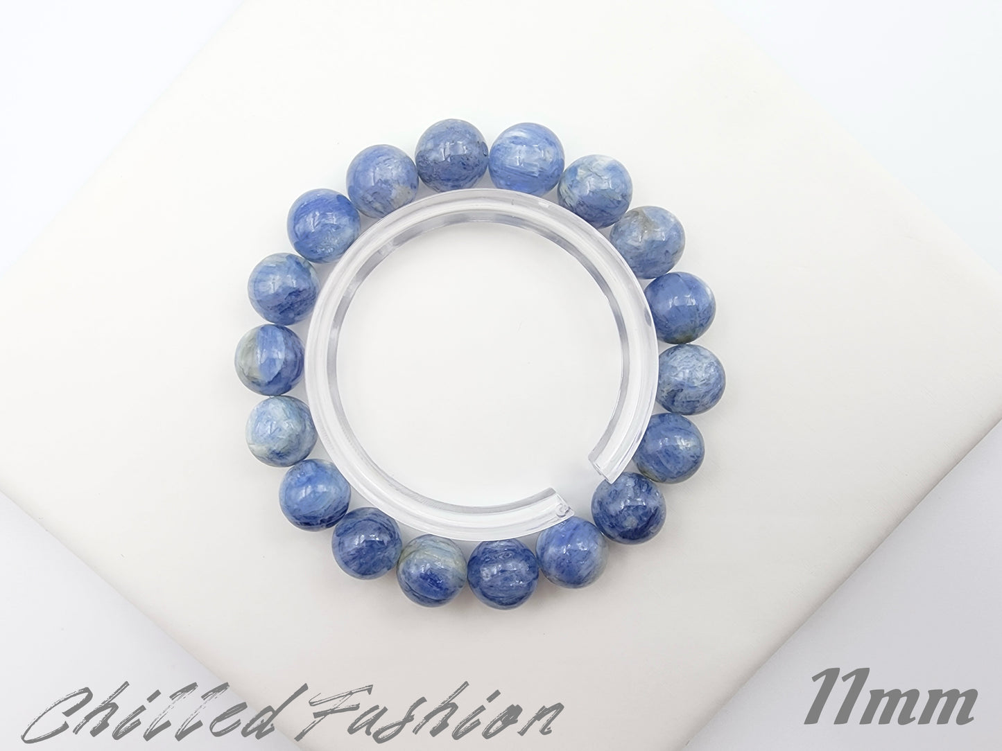 [Bracelet] Kyanite Beaded Bracelet - Elegant and Healing