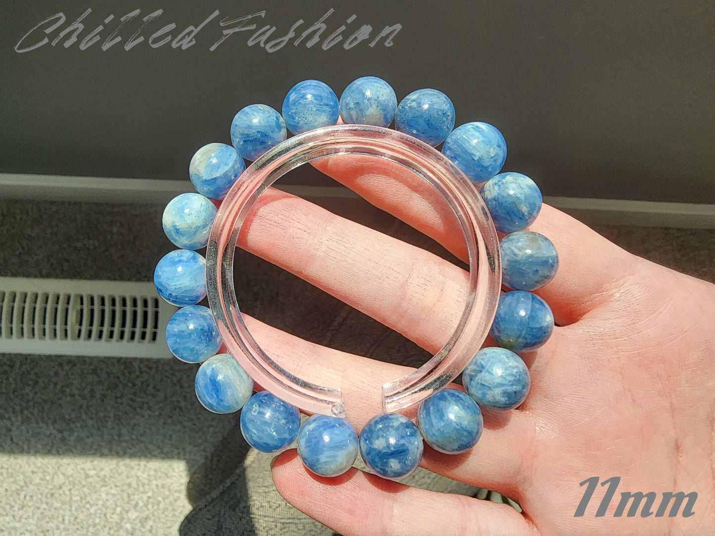 [Bracelet] Kyanite Beaded Bracelet - Elegant and Healing