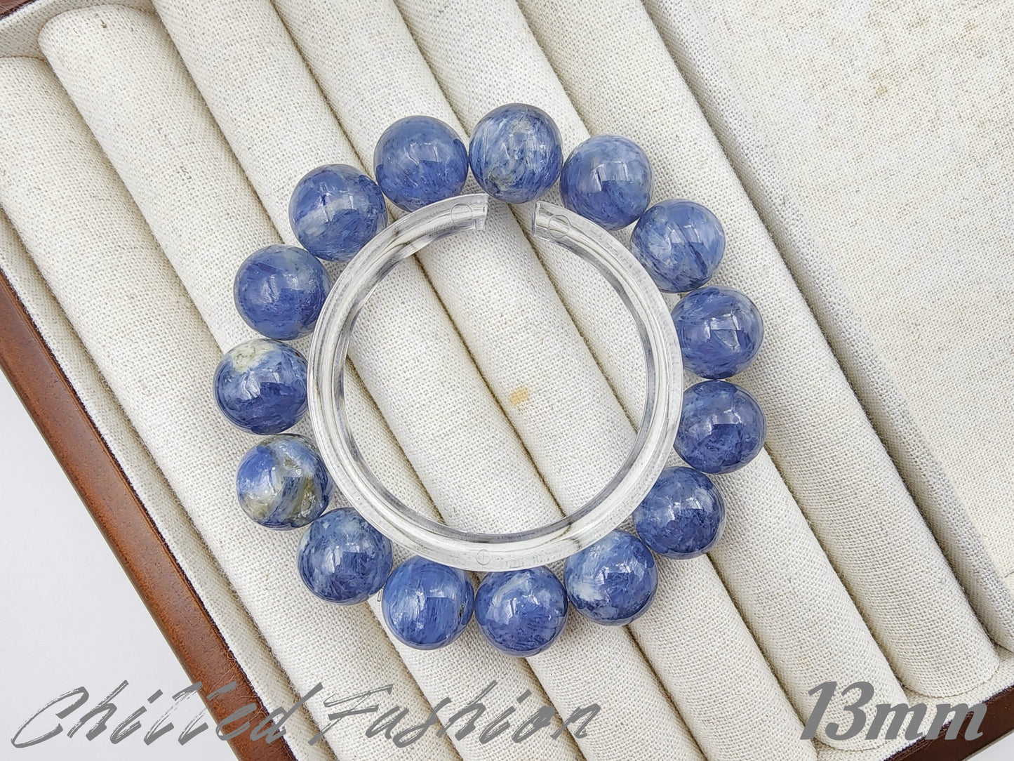 [Bracelet] Kyanite Beaded Bracelet - Elegant and Healing