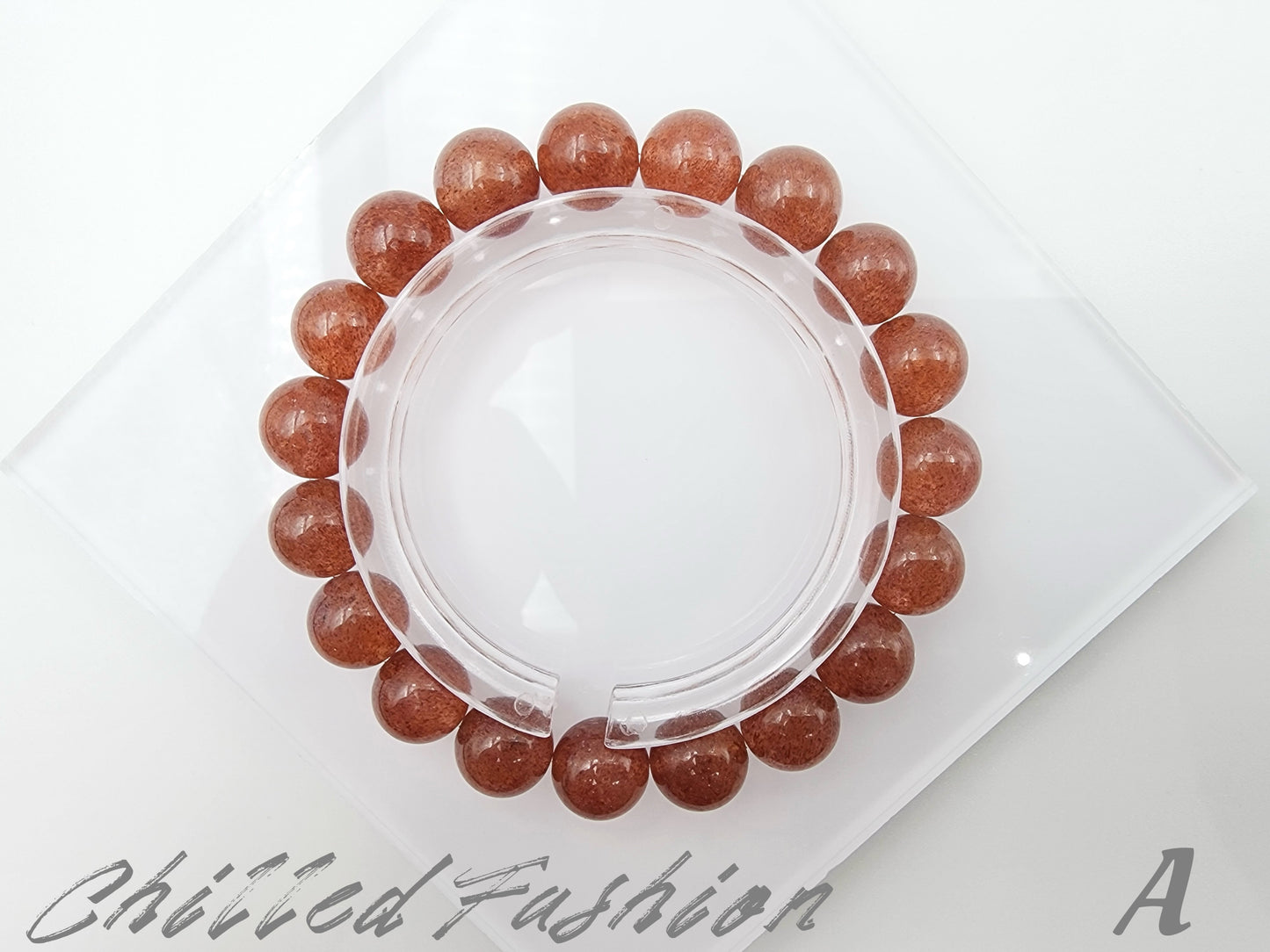 [Bracelet] 10mm Orange-Toned Strawberry Quartz Bracelet