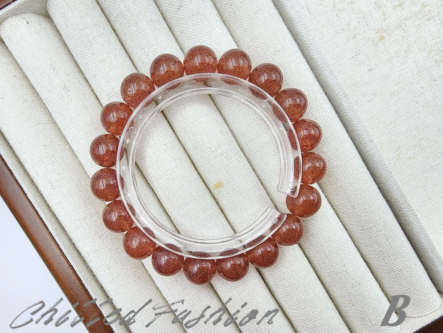 [Bracelet] 10mm Orange-Toned Strawberry Quartz Bracelet