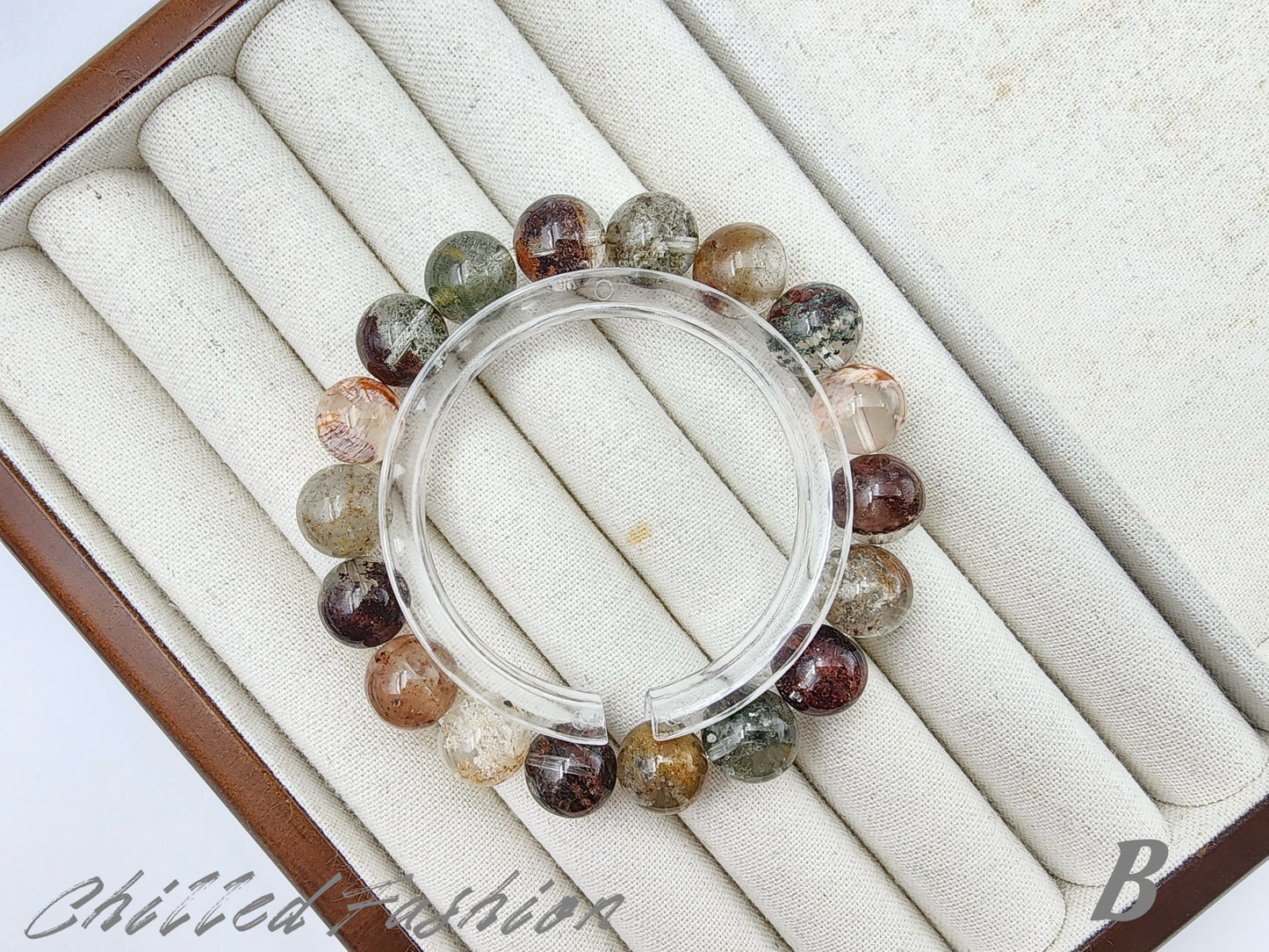 [Bracelet] 11mm Multi-Colored Phantom Quartz Bracelet