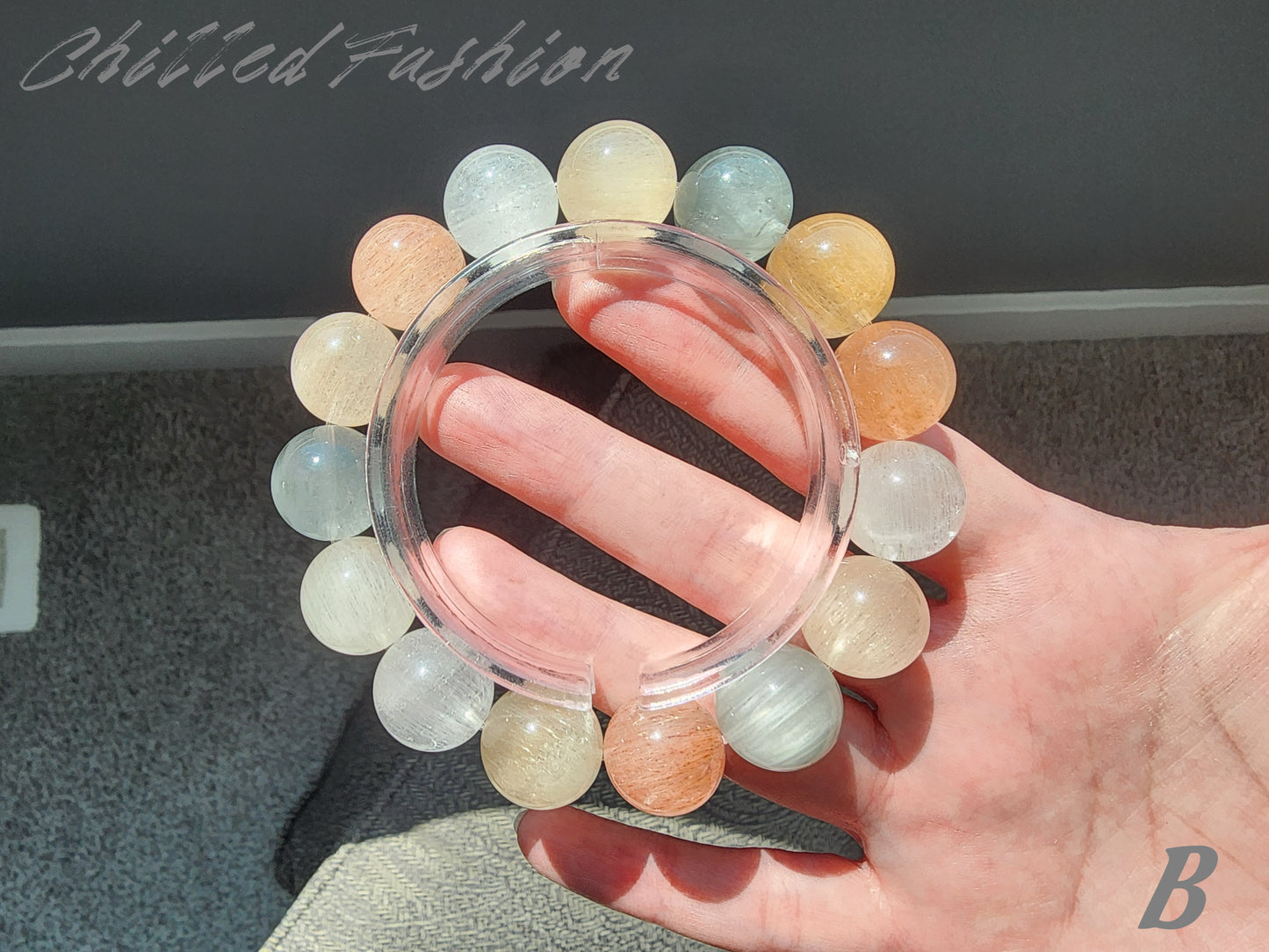 [Bracelet] 15mm Multicolor Rabbit Hair Quartz Bracelet