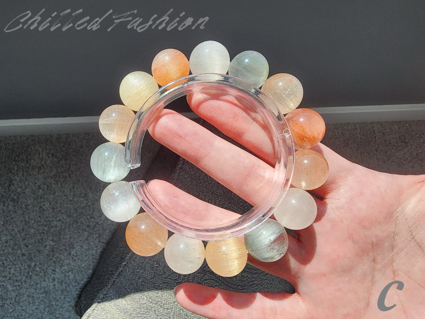 [Bracelet] 15mm Multicolor Rabbit Hair Quartz Bracelet